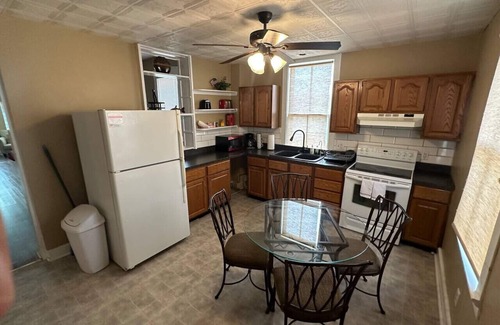 St. Charles Historic District Casa | Madison House 1 -Walk to Main St