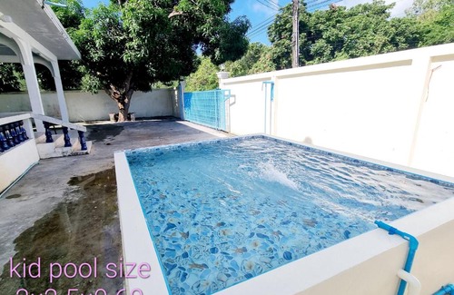Rayong Casa | Mae Rampung Beach House คาราโอเกะและสระเด็ก