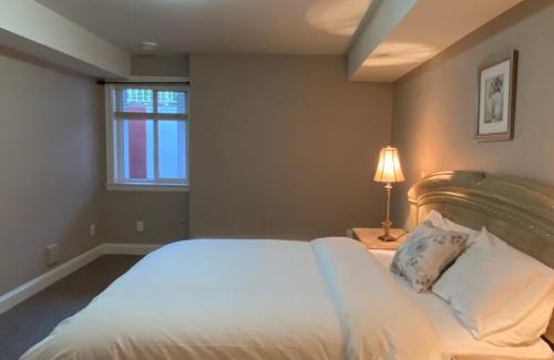 Douglas Casa | Mae Sweet Home