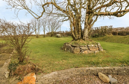 Haverfordwest Cabaña | MAERDY LODGE, ideal para familias, con un jardín en Solva, Ref 1007390