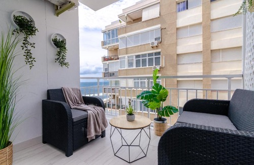 La Malagueta Apartamento | Maestranza Beach by Sol Maestranza