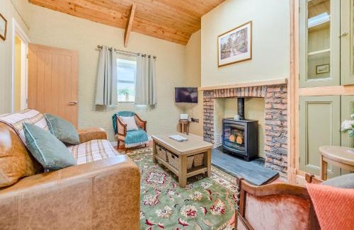 Cross Inn Casa | Maesyrhaf