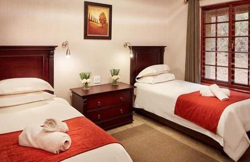 Hartbeespoort Villa | Magalies Park