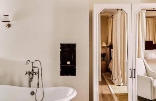 Fitzrovia Hotel | Magda Boutique Rooms