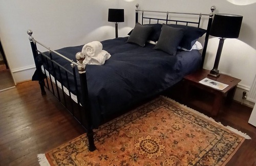 Prestwick Cama Y Desayuno | Bed & Breakfast -North Wing Suite St Andrews House sleeps 2