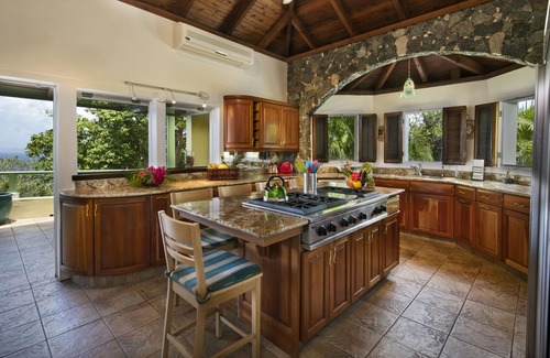 Peterborg Villa | $ 600 por noche hasta septiembre de 2019 Magens Hideaway Luxury. Reservar ahora