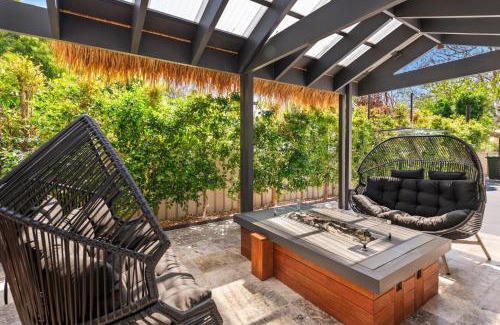 Shoal Bay Casa | Maggie Mae