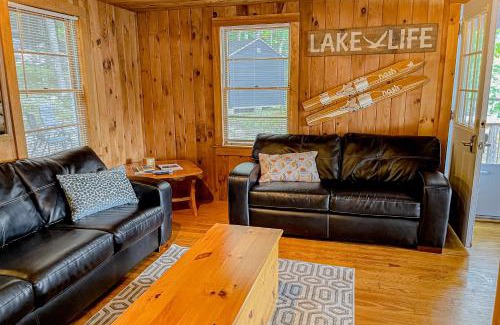 Pine River Pond Casa | Maggie's Lakeside Cottage