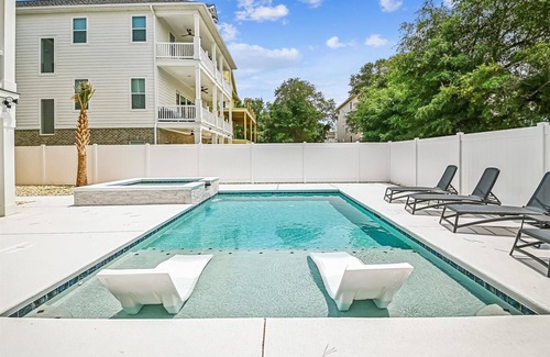 Atlantic Beach Casa | Maggie's Pearl -5BR -Pool, Hot Tub, Arcade Game