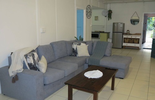 Nelly Bay Cabaña | Maggie Soul - Renovated and charming cottage in beautiful Nelly Bay