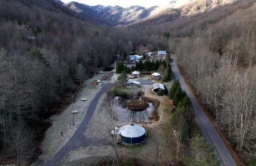 Maggie Valley Casa | Maggie Valley Cabin Rentals