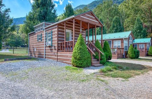 Maggie Valley Casa | Maggie Valley Cabin Rentals