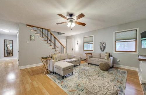 Maggie Valley Casa | Maggie Valley Cottage with Hot Tub and Creek View!