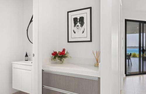 Corlette Casa | Maggies Place 46B Danalene Parade