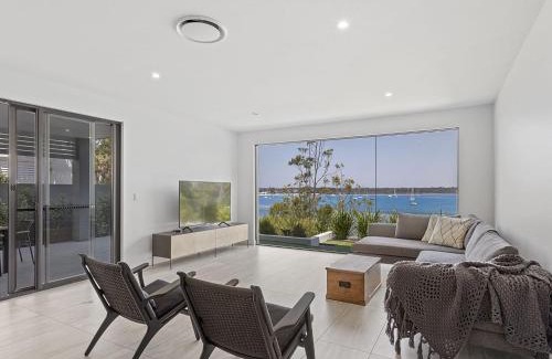 Corlette Casa | Maggies Place 46B Danalene Parade