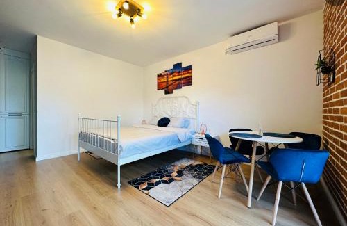 Zalau Apartamento | MAGIC BRICKS Free private parking included