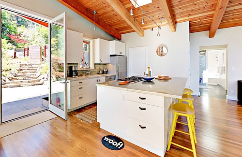 Cazadero Casa | Magic Madrone: Mid-Century Modern Home w/ Private Saltwater Hot Tub