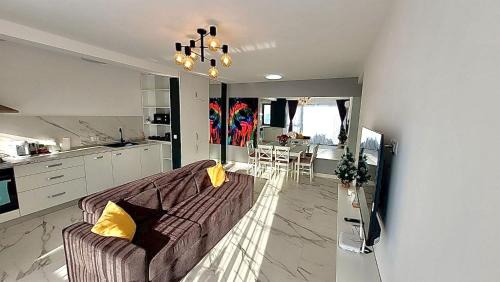 Satu Mare Apartamento | Magic Mirror