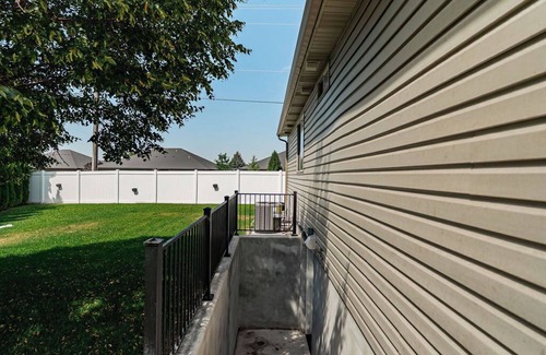 Idaho Falls Apartamento | Magic on Merlin - Cozy Basement Retreat