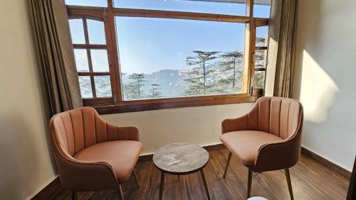 Shimla Hotel | Magic Stays Simla Royale - Near Mall Road Free Pickup from railway station Shiimla