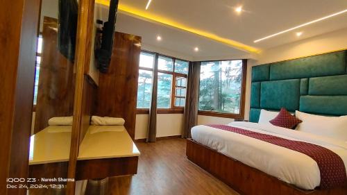 Shimla Hotel | Magic Stays Simla Royale - Near Mall Road Free Pickup from railway station Shiimla