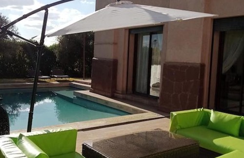 Zaouia Sidi Abdallah Ben Sassi Villa | Magic Sunset/Sunrise views with a private POOL!