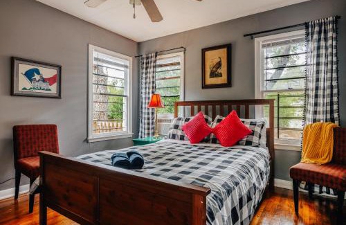 Austin Casa | Magic Tree House at UT- Walk to ACL, Football & F1