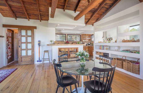 Malibu Casa | Magical 1927 Malibu Nature Cottage & Beach Retreat