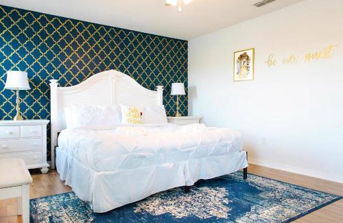 Bellavida Villa | Magical 4 BR 3 BTH Themed Pool Home with Lakeview