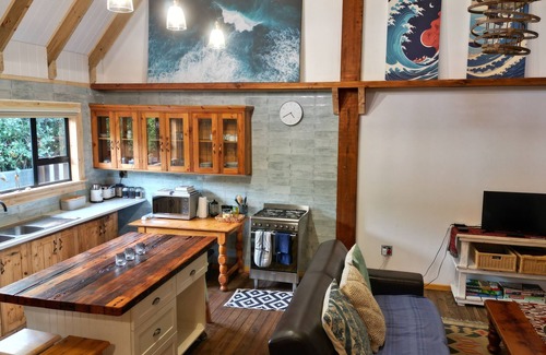 Van Dyks Bay Cabina | Magical Cabin in the Woods in Van Dyks Bay