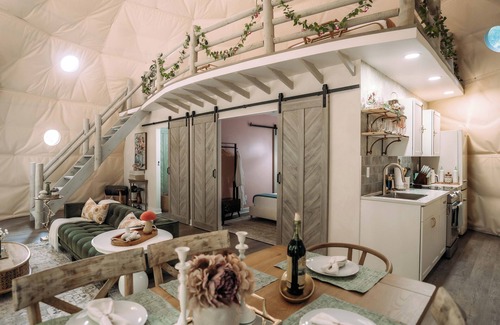 New Marshfield Cabina | Magical Dome Perfect for Families & Groups-Hot Tub-Kid Friendly-Firepit -Private