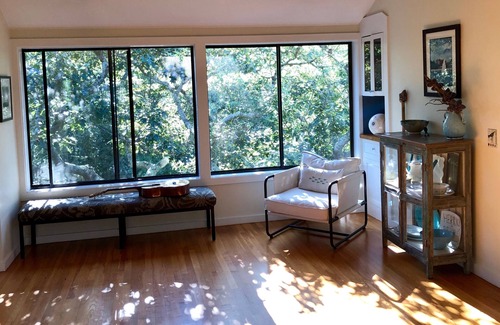 Aquinnah Casa | Casa mágica en los árboles con vistas al agua