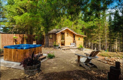 Alexandra Casa | Magical Loft - Homewood Forest Retreat