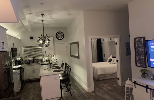 Marina Peninsula Casa | Magical Marina Beach Bungalows