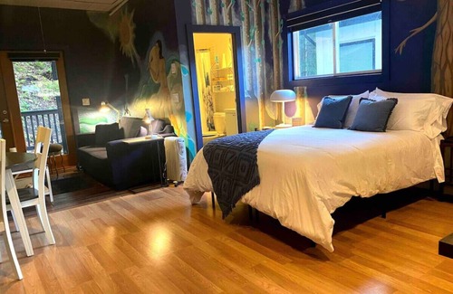 Salt Spring Island Cama Y Desayuno | Couple’s Getaway! Cedar Hot Tub & Cold Plunge