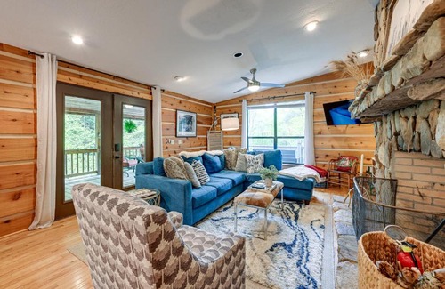 Franklin Casa | Magical Smoky Mountain Cabin Rental with Waterfall!