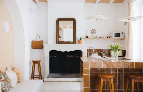 Saint-Seurin-de-Cadourne Apartamento | Studio 2-Estudio-Baño privado con bañera-Lujoso