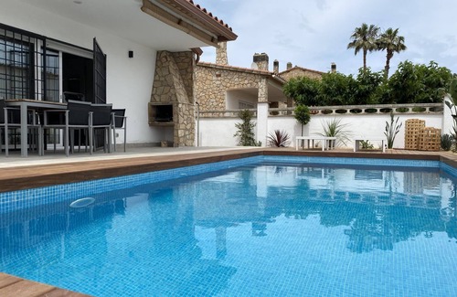 L'Escala Villa | Magnífica casa con piscina privada.