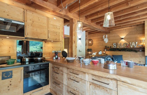 Le Serre Barbin Apartamento | Apartamento 14 p. en chalet, encanto, lujo, chimenea, terraza a pleno sol.