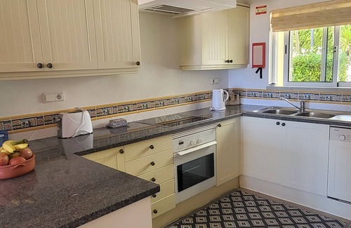 Meia Praia Casa | Magnificent 2 Bed Town House overlooking the beach at Meia Praia