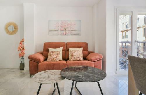 Perchel Sur Apartamento | Magnificent- 2Bd 2Bth- City Center