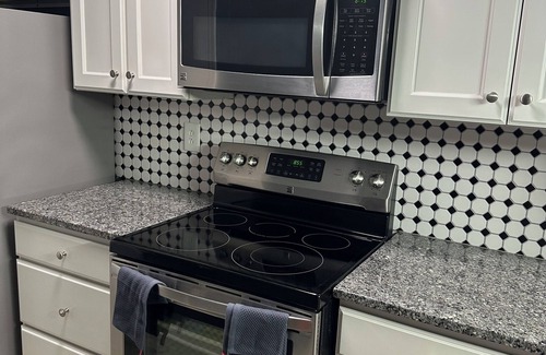 Durham Casa | Magnificent 2Br 1.5B Townhome Duke University - 1 Mile Downtown Durham - 4 Mile