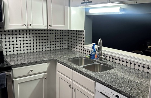 Durham Casa | Magnificent 2Br 1.5B Townhome Duke University - 1 Mile Downtown Durham - 4 Mile