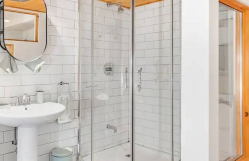 Pierrefonds-Roxboro Apartamento | Magnificent 4 1/2 quiet and fully equipped