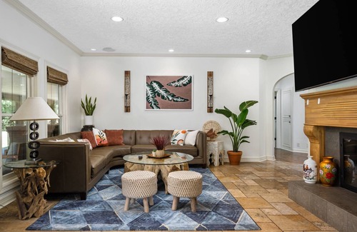 Meadow Glade Casa | Magnificent and Private Estate on Two Acres w/ Huge Manicured Yard, Covered Patio, Chef's Kitchen