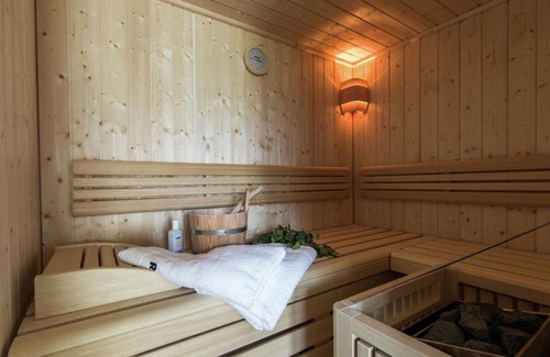 Schonbach Chalet De Esquí | Magnificent Chalet in Neukirchen with Sauna