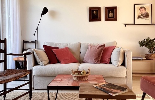 Alleins Cama Y Desayuno | Magnificent charming cottage with panoramic views of the Luberon