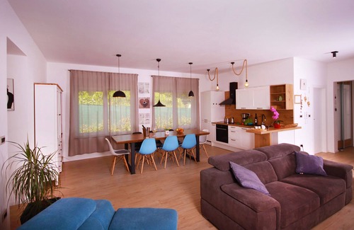 Vintijan Villa | Relájese y los colores de Istria son las palabras que inspirarán su estadía.
