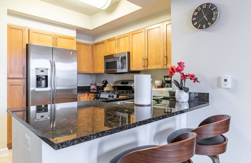 Aurora Highlands Condominio | Magnificent DC Getaway Deluxe 2BR Work Space/Gym/ Near Met Park/DC/Metro/Mall