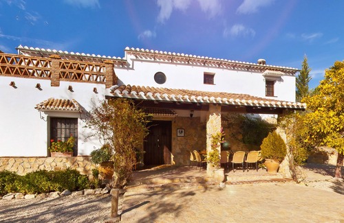 Priego de Córdoba Villa | El Mirador de Casablanca. Magnifica villa con extraordinarias vista a la sierra.